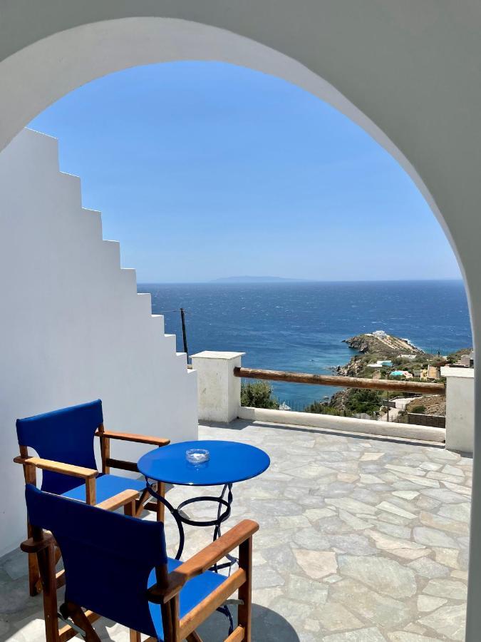 Charakas Horizon Apartment Gavrio Exterior photo