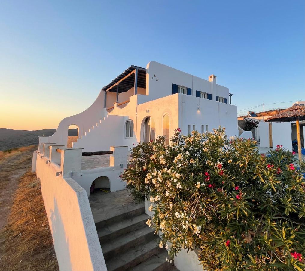 Charakas Horizon Apartment Gavrio Exterior photo